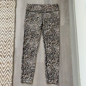 Outdoor Voices - Move Free leopard Leggings - med